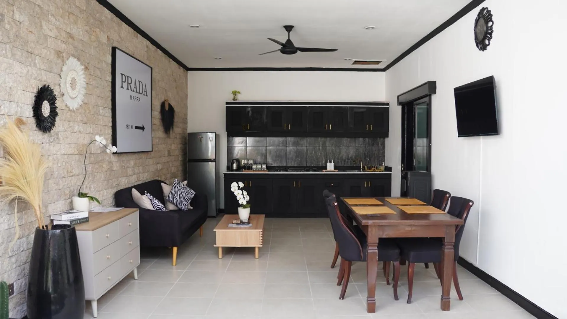 Villa Mawar Seminyak