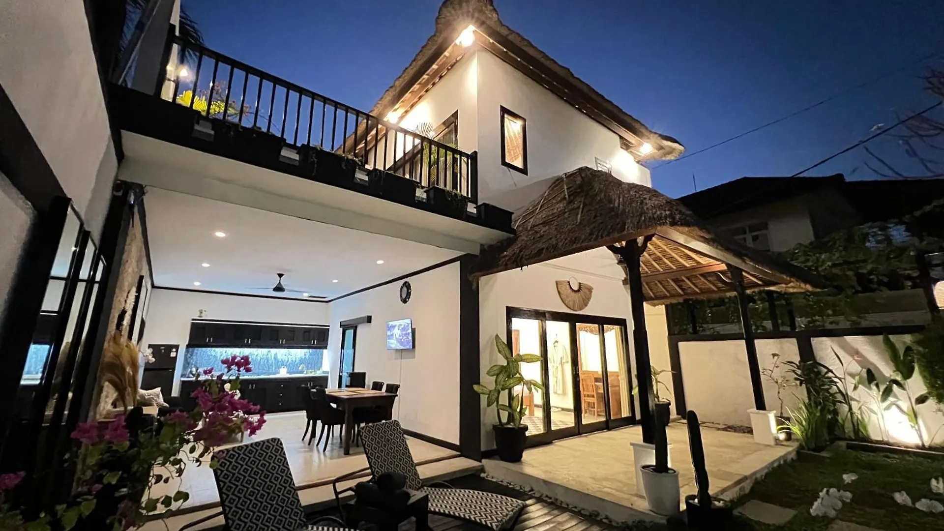 Villa Mawar Seminyak Indonesia